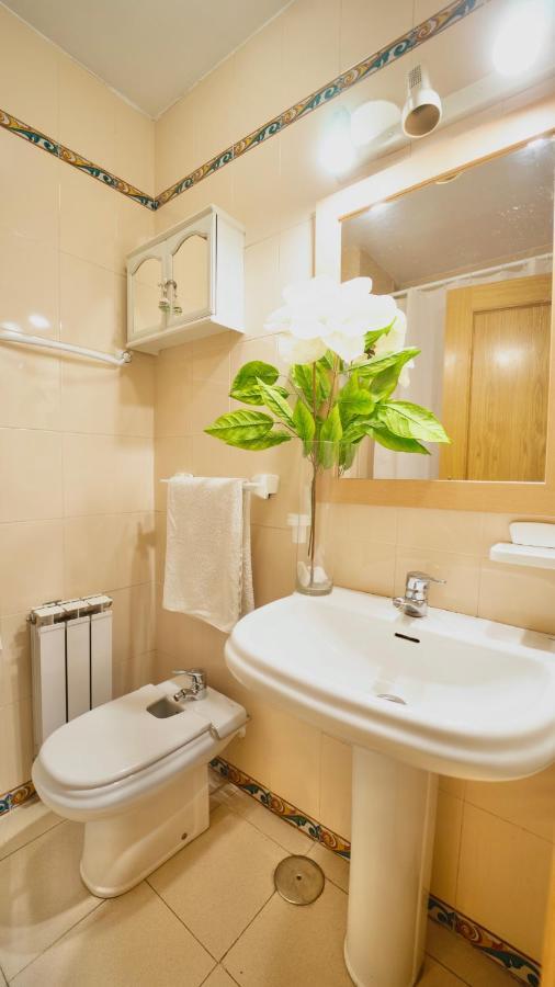 Bonito Y Acogedor Apartamento Pleno Centro Junto Catedral Granada Dış mekan fotoğraf